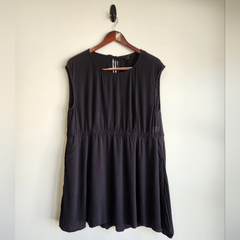 Torrid Black Sleeveless Blouse - Picture 2 of 6